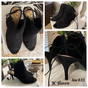 Woman’s JC Haven shoes